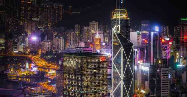 雨燕高位刹车灯怎么换灯泡,铃木雨燕高位刹车灯怎么拆